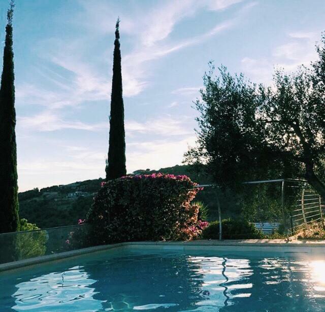 Uliveto Saglietto Agriturismo A Poggi Apartments Imperia Luaran gambar