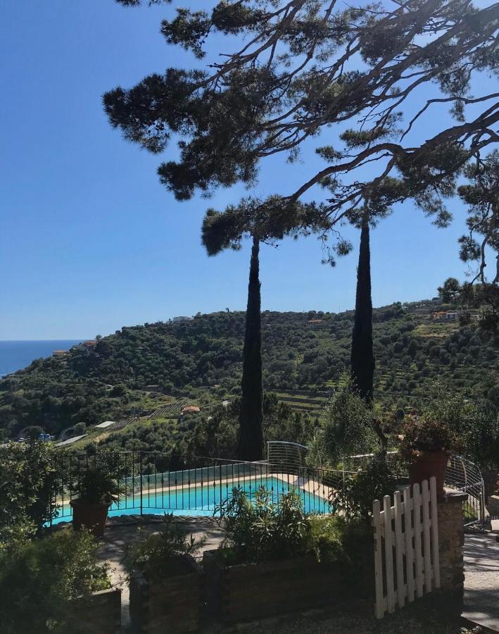 Uliveto Saglietto Agriturismo A Poggi Apartments Imperia Luaran gambar